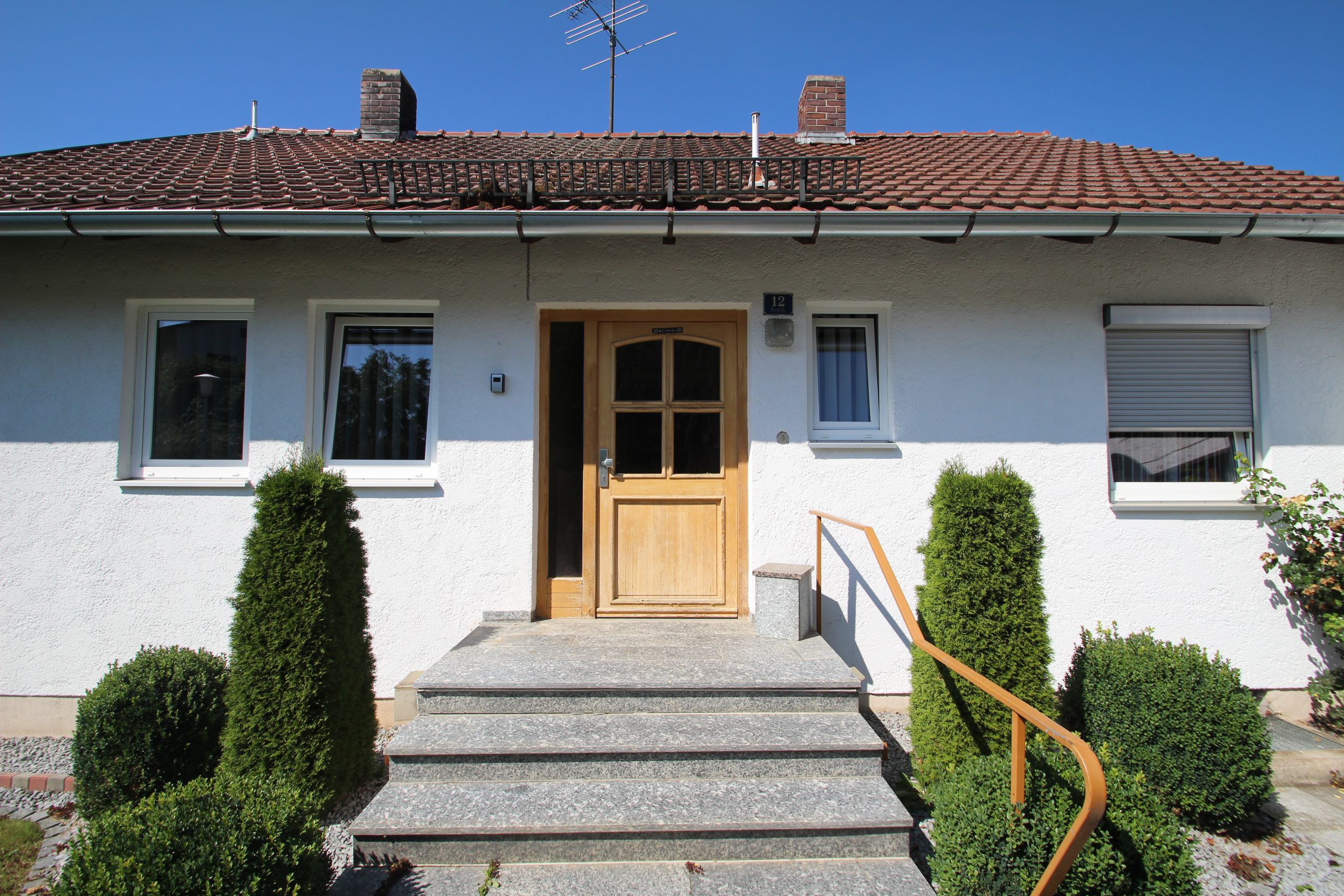 Freistehendes Einfamilienhaus mit Gartenoase in Unterneuhausen